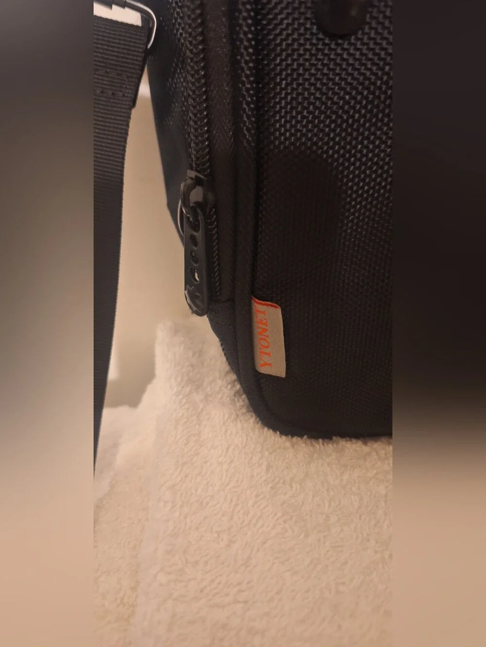 YTONET Black Men's Laptop Briefcase with Shoulder Strap